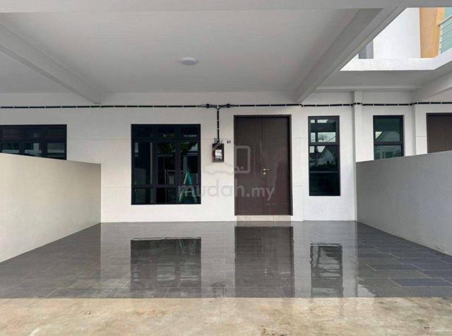 Melaka Molek Residence Double Storey Terrace 4 Bedrooms 3 Bathrooms 1