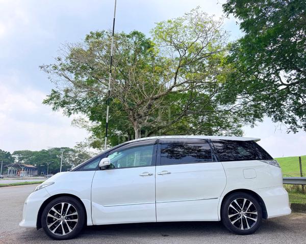 Toyota ESTIMA 2.4 AERAS PREMIUM PowerSeat 2PwrDoor - 5