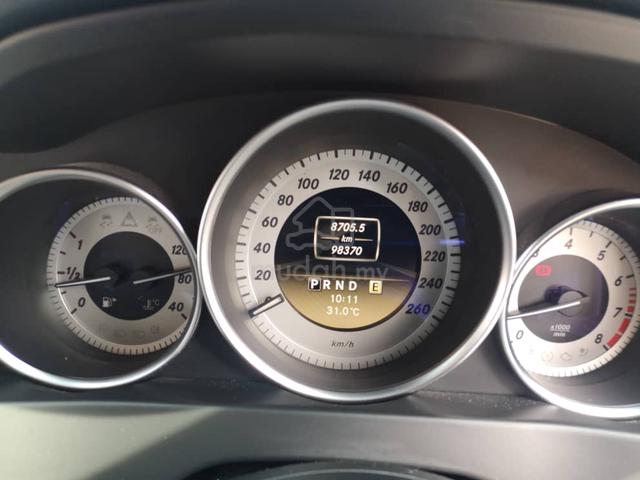 2012 Mercedes-Benz C-Class C250 CGI 1.8 Facelift - 4