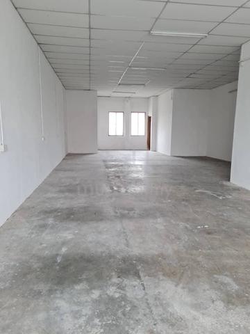 For Sale Taman Perindustrian Tanah Tampoi - 2.5 Storey factory 1
