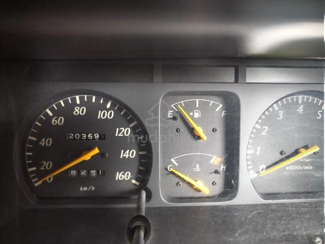 2004 Toyota UNSER 1.8 LGX (M) - 3