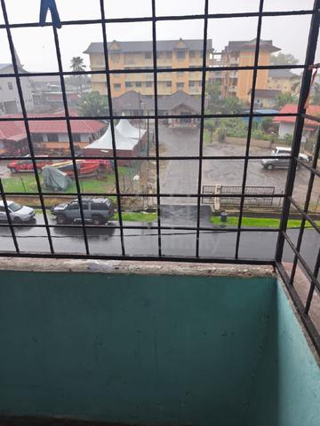 Rumah sewa Flat haji manan 1