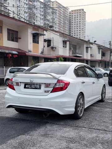 2012 Honda CIVIC 2.0 S I-VTEC FACELIFT (A) - 4