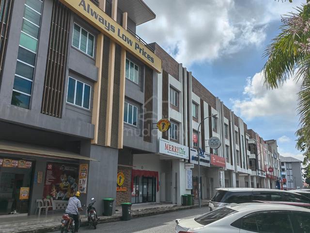 Hot Commercial Area 3 Storey Shoplot Simpang Kuala Alor Setar For Sale 1