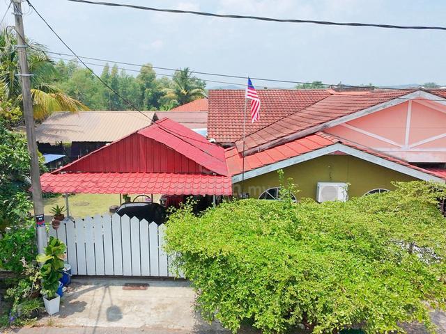 [Corner Lot] Semi-D Setingkat, Taman Desa Permai Mampong, Rembau 1