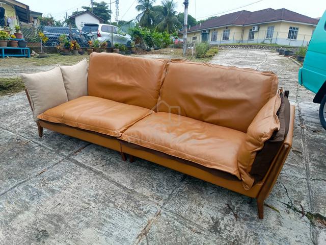 Sofa 3 Seater Leather - photo 2 of 6