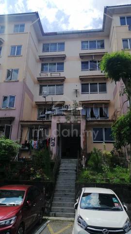 saujana apartment 1