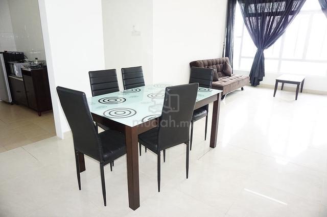 Golden Sands Seaview Residence Suites 1