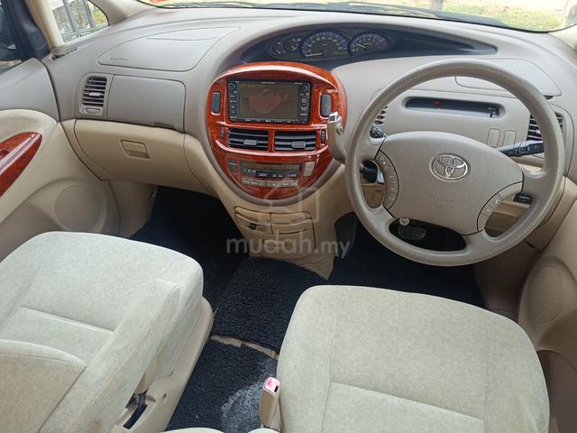 2003 Toyota Estima 2.4Cc 8 Seaters - 5