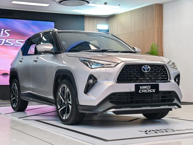 NeW 2026 YARIS CROSS 1.5L HEV & PETROL TOYOTA - 1