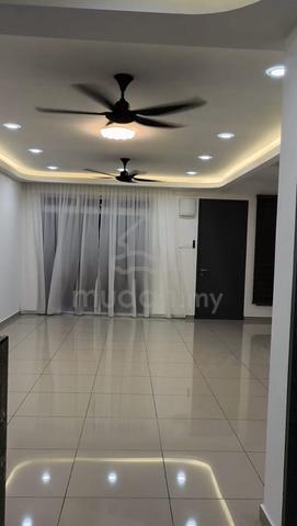 New Banting Double Storey Terrace House For Rent Next To WCE 1