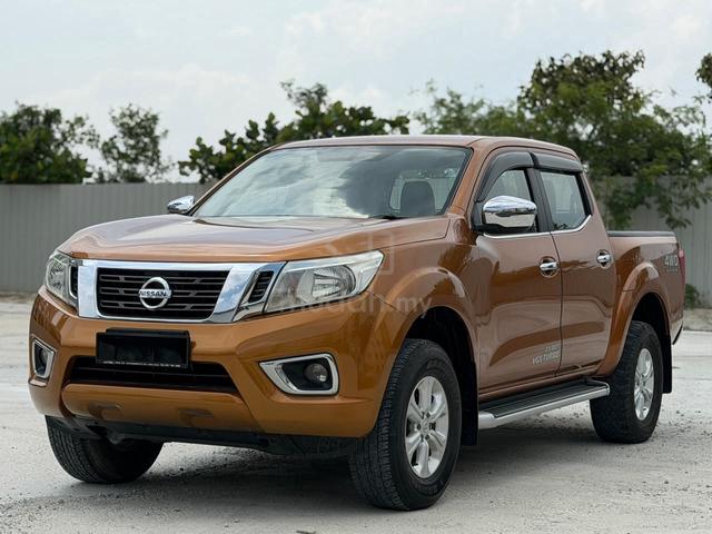 4x4⭐71K KM⭐NOT OFFROAD⭐ Nissan NAVARA 2.5 E (M) - 2