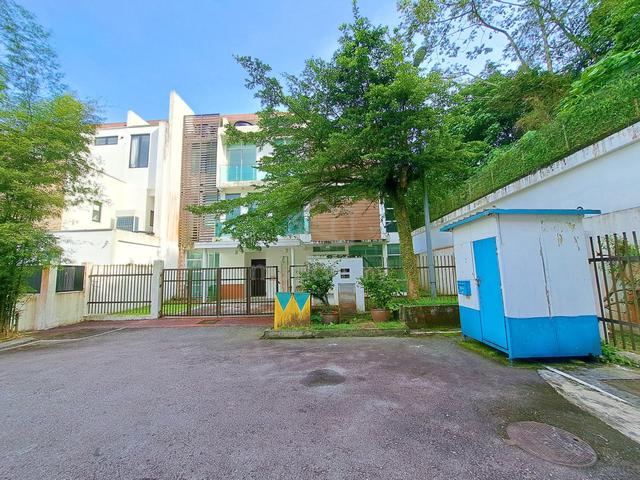 3 Storey Endlot SemiD Villa Laman Cahaya,Taman Tun Dr Ismail 1