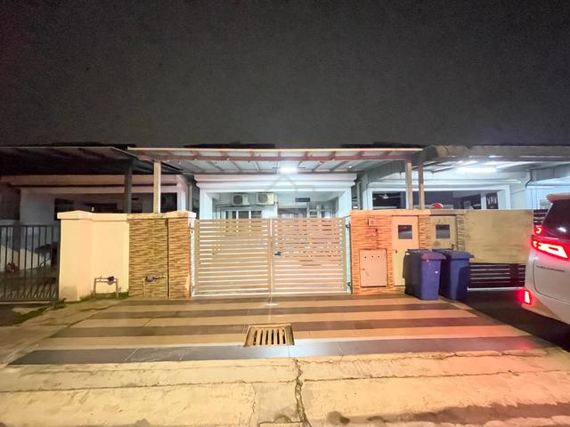 PARTLY FURNISH Single Storey Terrace Seksyen 29 Shah Alam 1