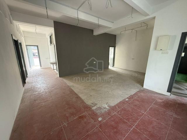 Flat Jalan Sultan Iskandar 4