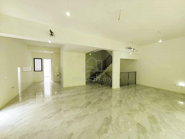 2sty New House 19 Trees Melawati (4 1r 4b, Guarded) 1