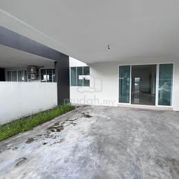 SINGLE STOREY SEMI DETACHED HOUSE FOR SALE At TAMAN RICEFIELD SIBURAN 1