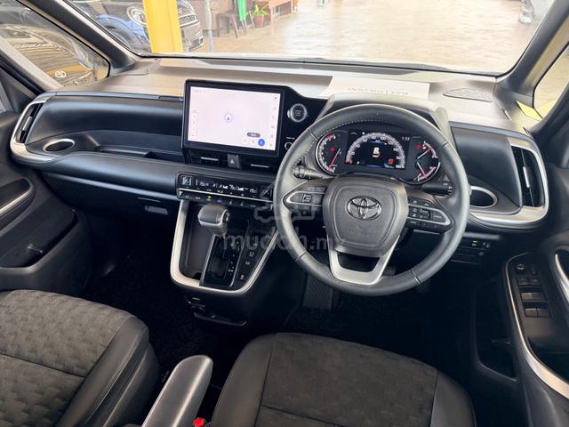 2023 Toyota VOXY 2.0 S-Z (A) - 4
