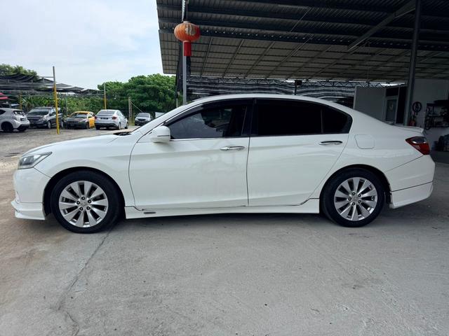 2013 Honda ACCORD 2.0 VTi FACELIFT (A) F.SERVICE - 4