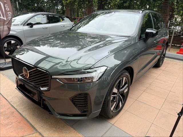 Preowned 2026 Volvo XC60 2.0 T8 ULTRA AIR SUS - 2