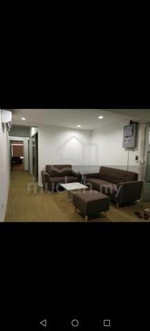 22x75 fully renovated & furnished, Bandar Bukit Tinggi, klang 1