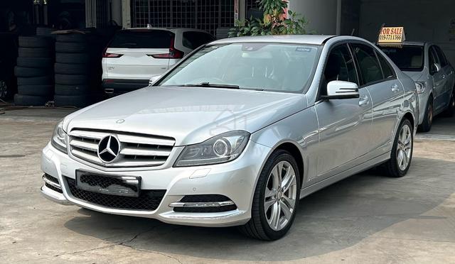 2013 Mercedes Benz C200 1.8 CGI W204 1 Owner - 2