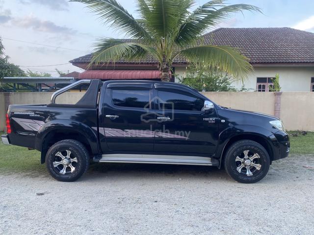 2010 Toyota HILUX 2.5 G FACELIFT DOUBLE CAB (A) - 3