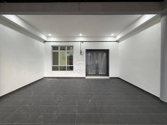 Bestari Indah Puteri Wangsa Ulu Tiram 1