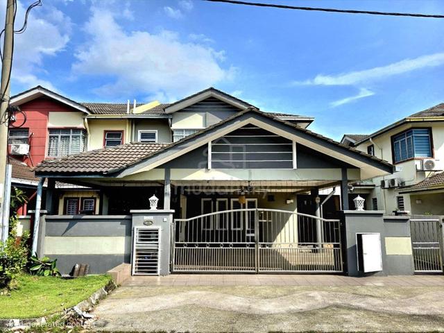 RENOVATED 2 Storey Semi D Taman Jelok Impian, Kajang 1