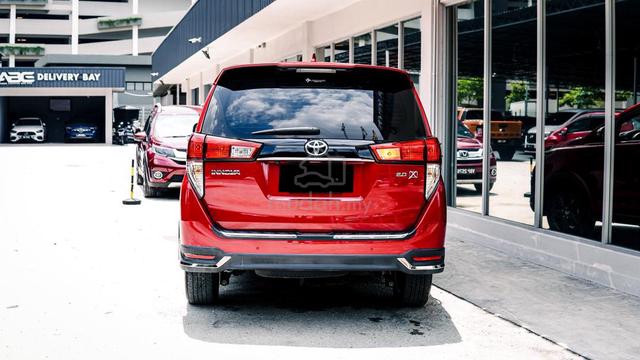 Toyota INNOVA X 2.0L F.LIFT PWR L.SEAT 360CAM 2022 - 4