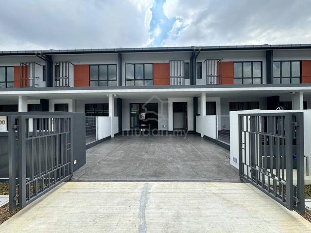 Double Storey Terrace House Casira 3 Bandar Bukit Raja Klang Selangor 1