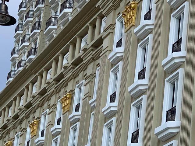 Champs Elysees 1
