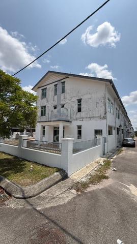 39x65 Corner Pulai Mutiara 2.5 Storey New House Condition 1