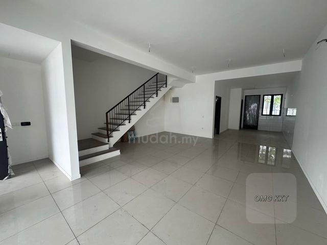 Bukit Raja Nadira Double Storey Brand New Condition Best Buy Klang 1
