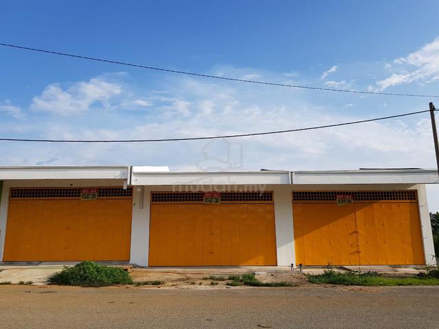 3 Adjourning Single Storey Factory At Rawang For Rent 1