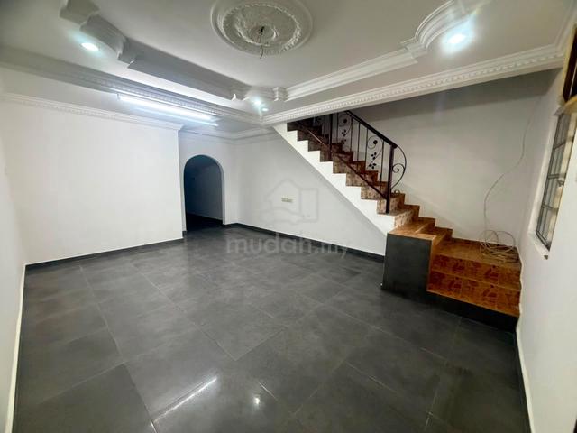 Murah Fully Renovated 2 Storey Taman Velox Rawang 1