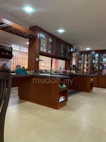 Luxury classic bungalow in Taman Sofia, Alor Setar 1