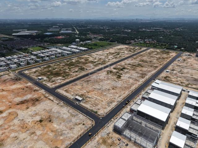 ESG Certified | Industrial Park Land at Jenjarom 1