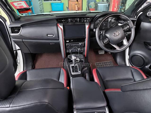 2024 Toyota FORTUNER 2.8 VRZ MY21 (A)4X4 FULL LOAN - 4