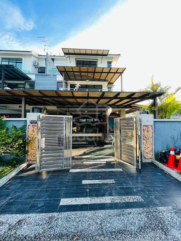 3 Storey Cluster Corner Lot @ Mutiara Rini 1