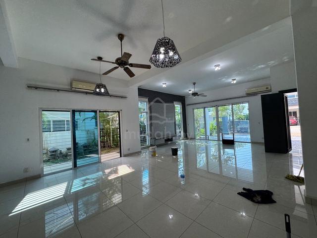 Partial furnish Semi D Mydiva Home Perdana Lakeview east, Cyberjaya 1