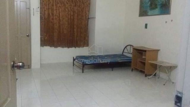 bilik master room double storey 1