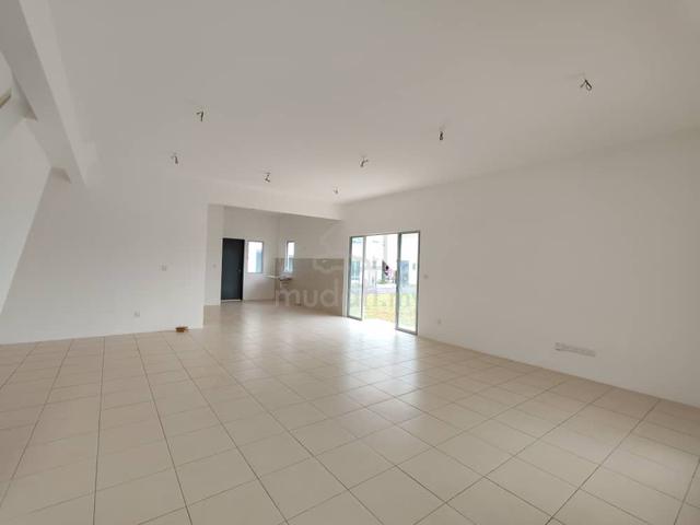 Taman Iringan bayu  double sty end lot 4
