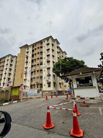 Seri Ixora Apartment 1