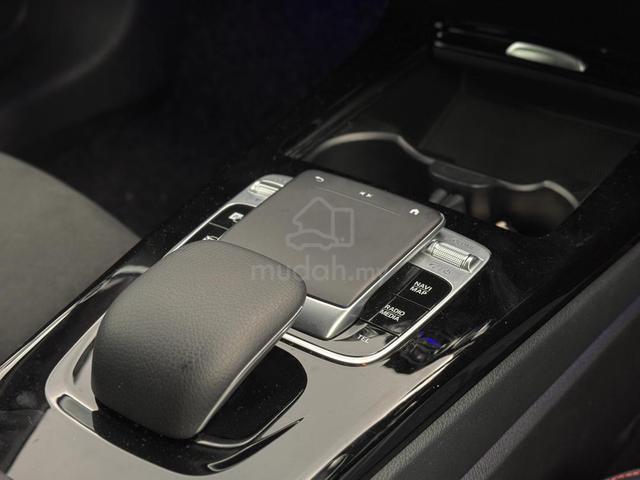 2019 Mercedes Benz A250 2.0 AMG Hatchback - 5