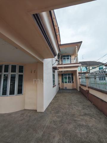 Taman Gaya Double Storey 4bed 3bath endlot / ulu Tiram cemerlang 1