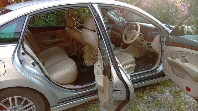 2010 Nissan SYLPHY 2.0 LUXURY IMPUL (A) - 5