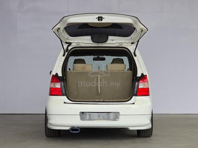 2010 Nissan GRAND LIVINA 1.6 IMPUL (A) Tip Top - 4