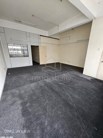 Bayu Tinggi Klang 1st Floor Shoplot 20x75 With Partition For Rent 1