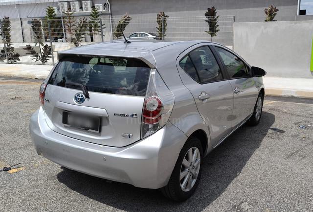 2013 Toyota PRIUS C 1.5 (A)F/S TOYOTA 1 OWNER ONLY - 5